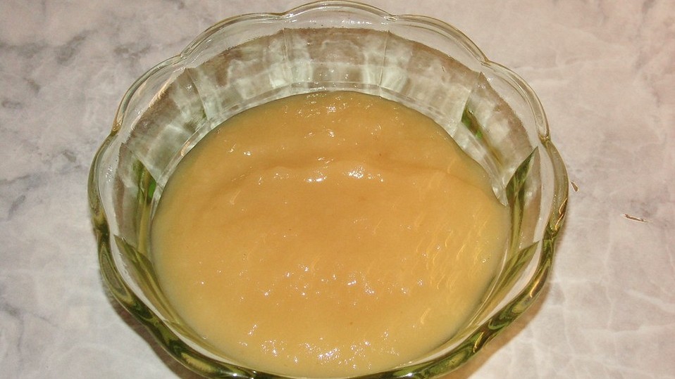 Apfelmus aus der Mikrowelle von Fuchsi-xx