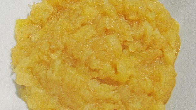 Apfelmus aus der Mikrowelle von Fuchsi-xx