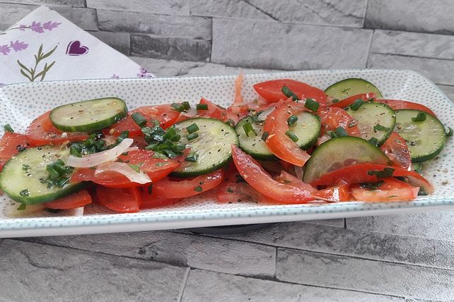 Tomaten - Gurkensalat mit Pfefferminz von simone2| Chefkoch