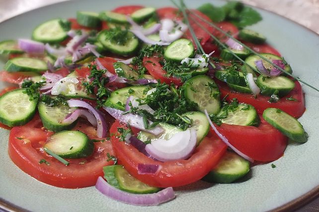 Tomaten - Gurkensalat mit Pfefferminz von simone2| Chefkoch