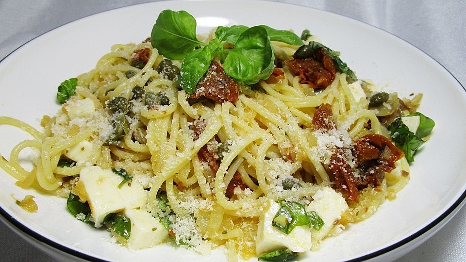 Capellini mit sonnengetrockneten Tomaten von steffi0109