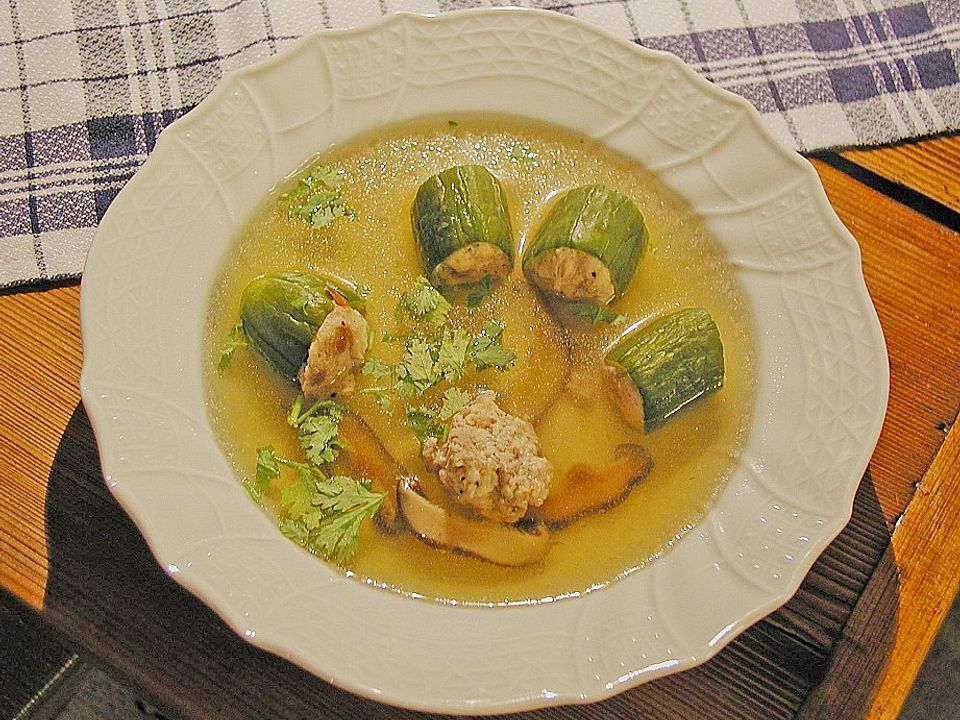 Suppe mit gefüllten Gurken von hieronimi| Chefkoch