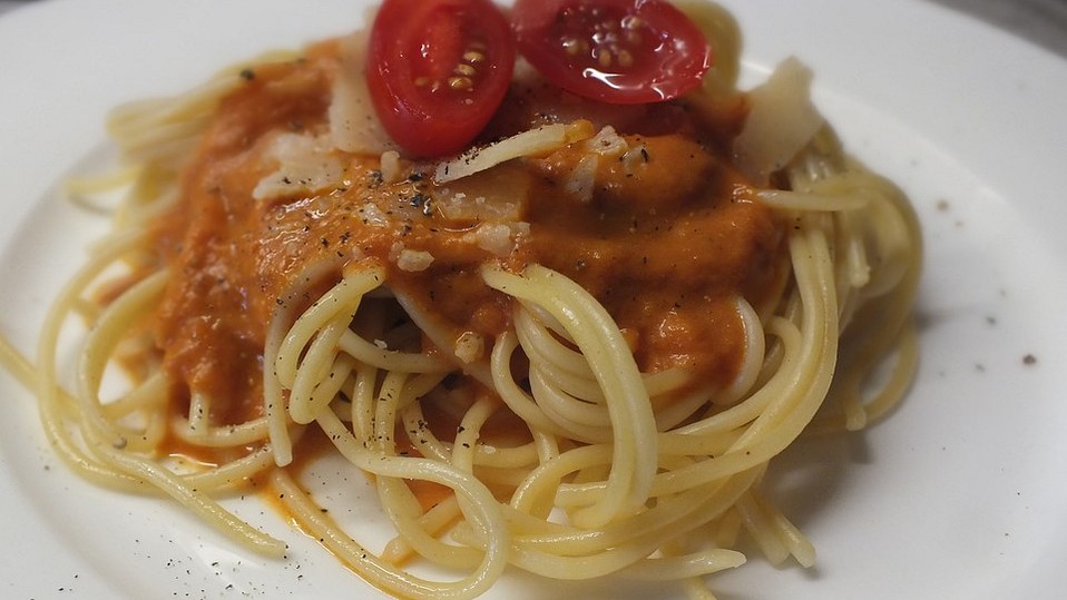 Einfache Tomaten - Sahne - Sauce von Gläsersucherin Einfache Tomaten - Sahne - Sauce von Gläsersucherin