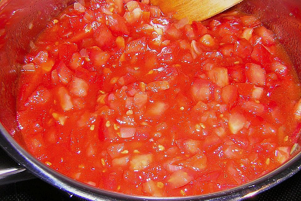 Einfache Tomaten - Sahne - Sauce