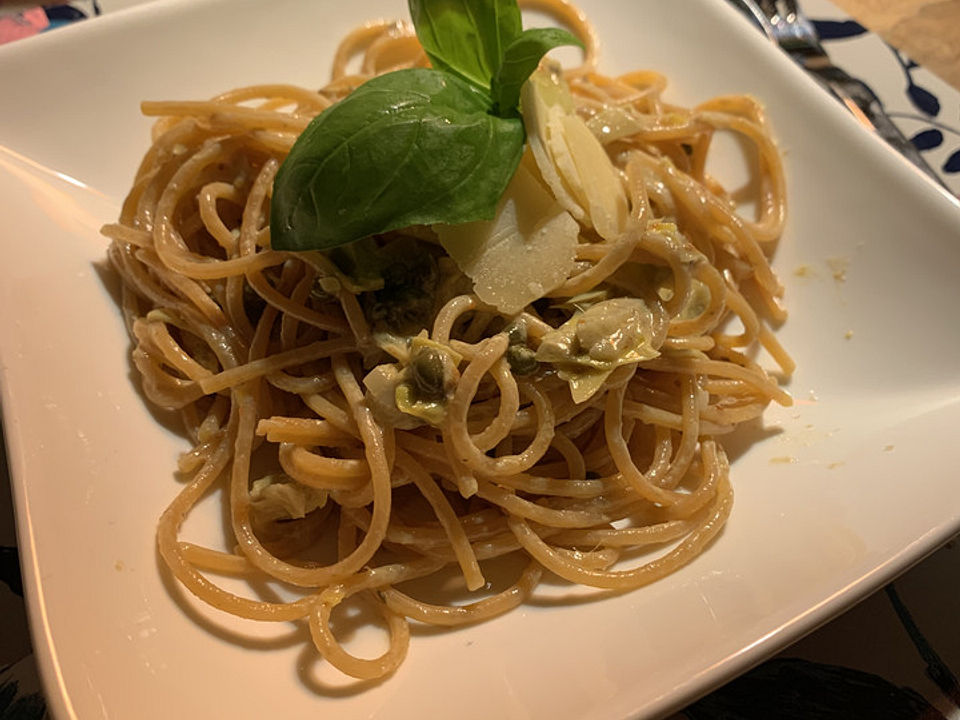 Spaghetti mit Sardellen und Kapern von daja | Chefkoch