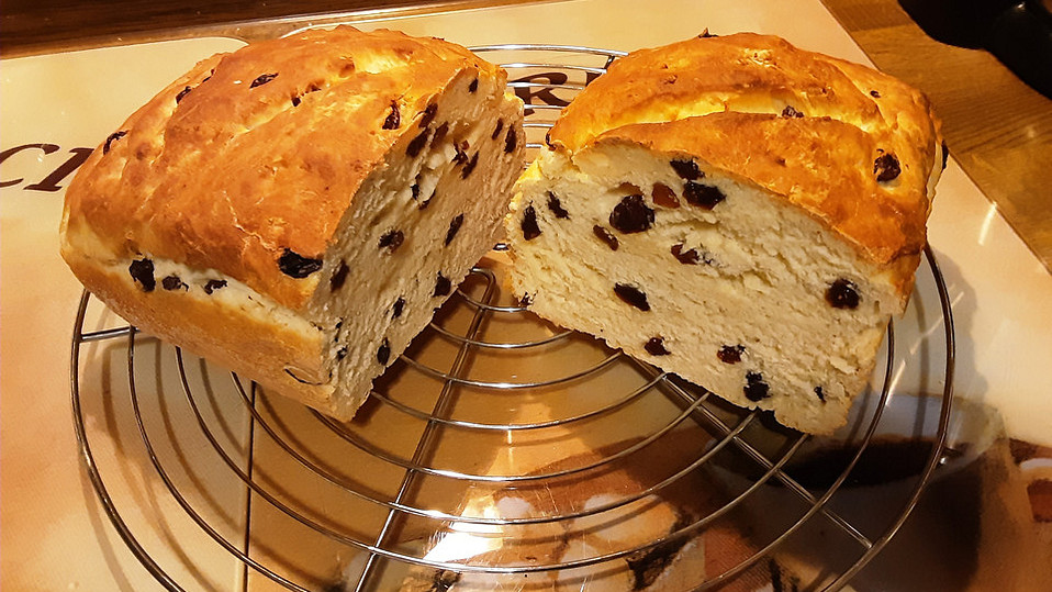 Schnelles Weißbrot / Rosinenbrot ohne Hefe von minniemaus Schnelles Weißbrot / Rosinenbrot ohne Hefe von minniemaus