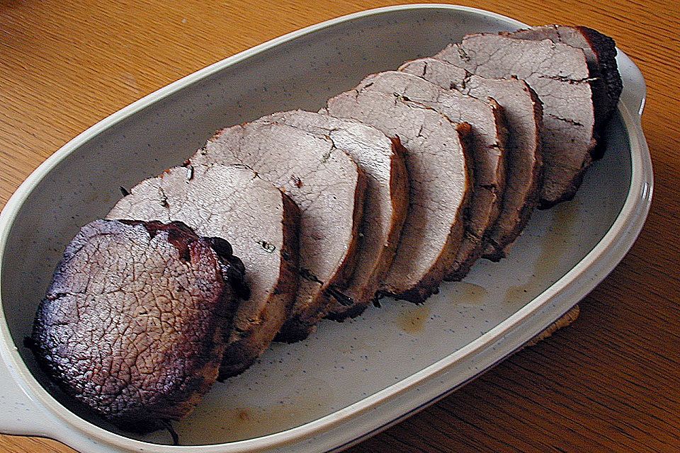 Rosmarinschmorbraten mit Steinpilzsauce