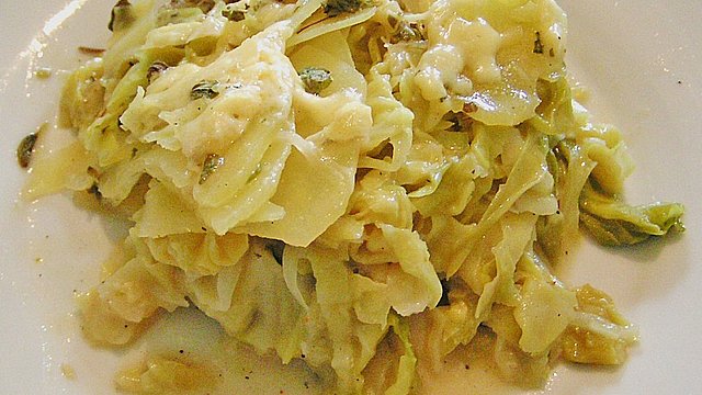 Rahmwirsing mit Kartoffelkruste von knobichili