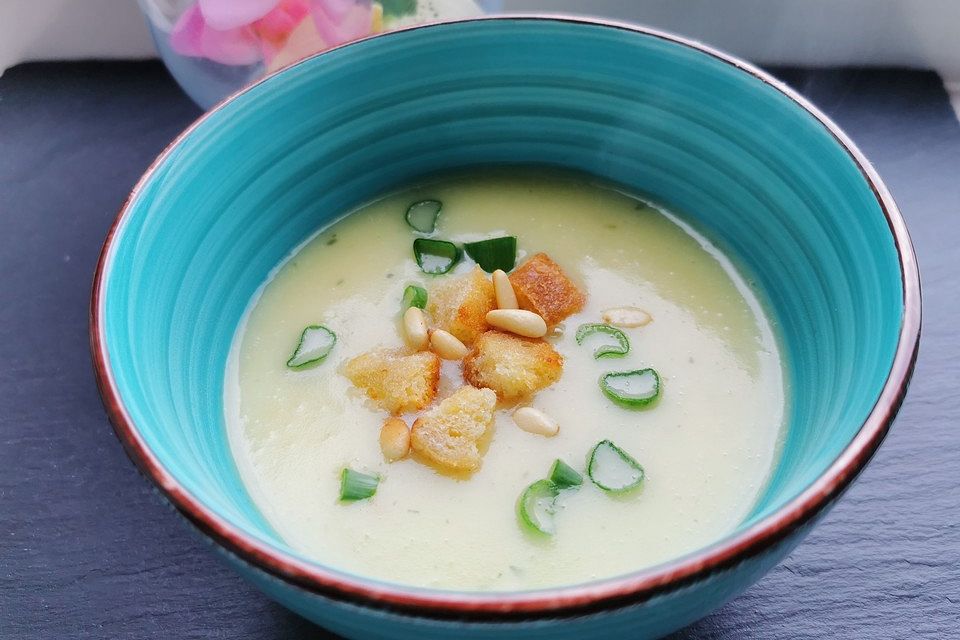 Kohlrabicremesuppe