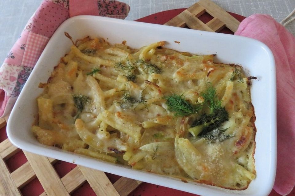 Illes schnelles Nudel-Fenchel-Gratin