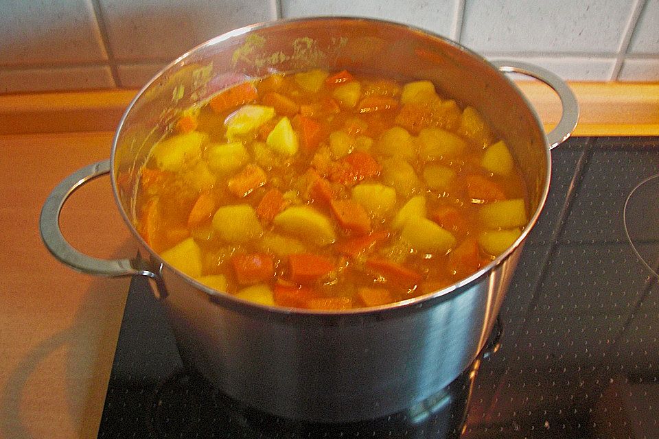 Kürbis-Apfel-Suppe