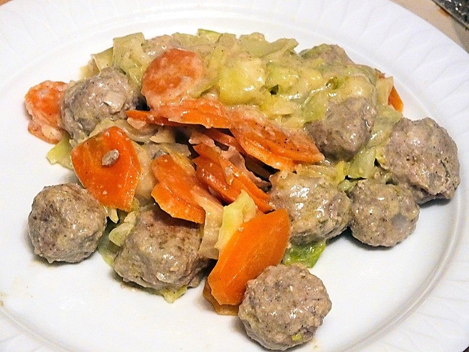 Hackpfanne mit Möhren und Spitzkohl von Lara2903 | Chefkoch