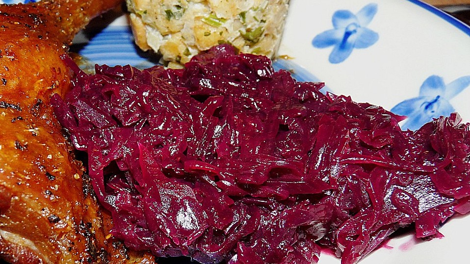 Fruchtiger Rotkohl mit Portwein von carrara Fruchtiger Rotkohl mit Portwein von carrara