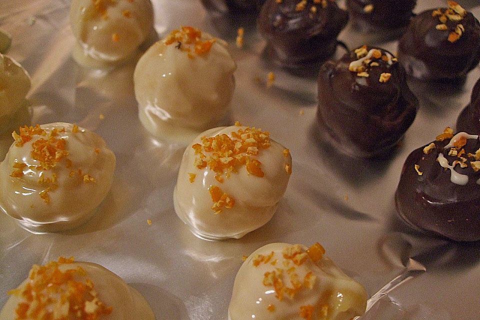 Orangentrüffel mit Lavendel Orangentrüffel mit Lavendel