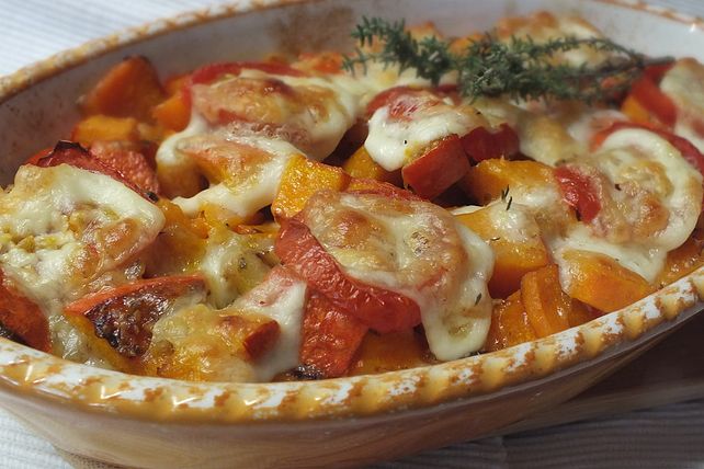 Kürbis - Mozzarella - Auflauf von Bluemousetina| Chefkoch
