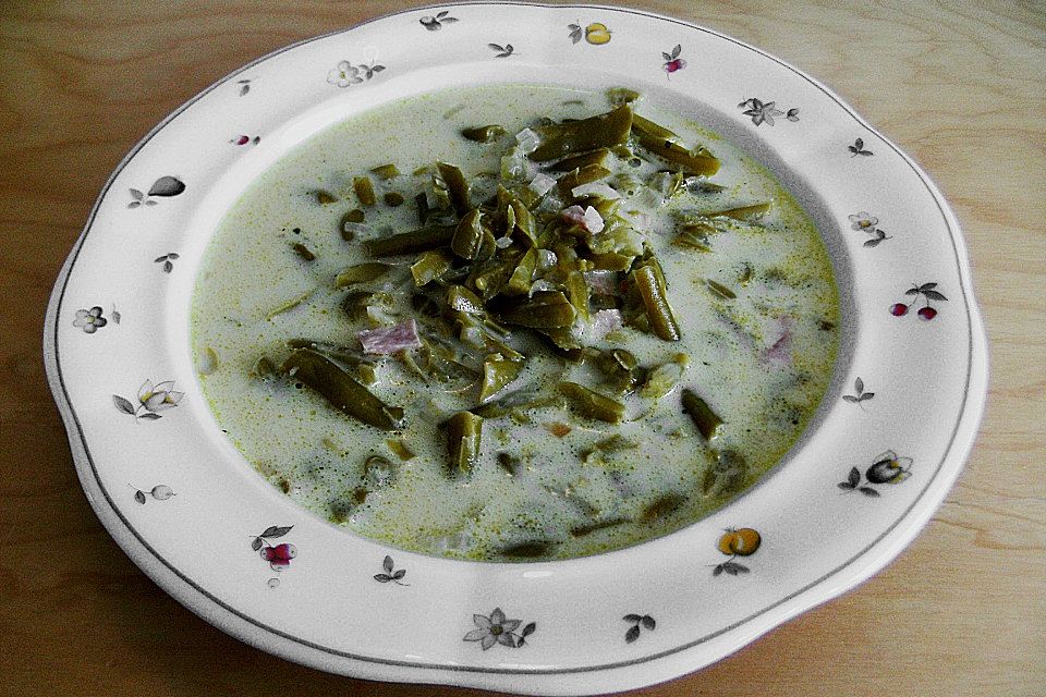 Schnippelbohnen-Suppe