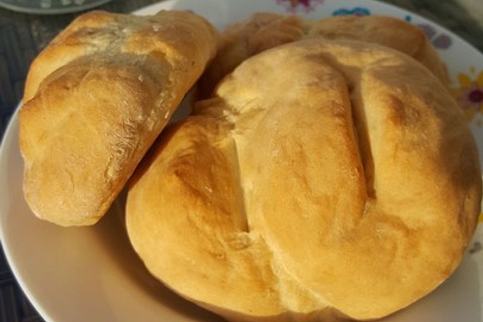 Brot und Brötchen schleifen