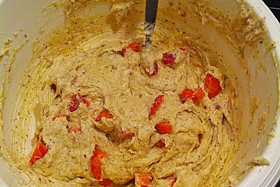 Erdbeer - Muffins mit Rhabarberfüllung Erdbeer - Muffins mit Rhabarberfüllung