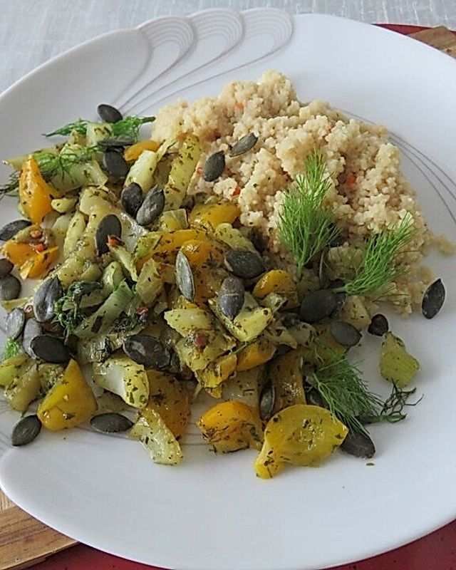 Fenchel - Paprika - Gemüse mit Hirse und Pinienkernen