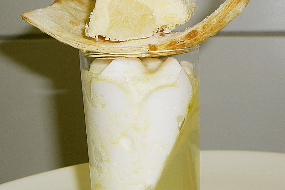 Pina Colada mit Kokosnuss - Parfait