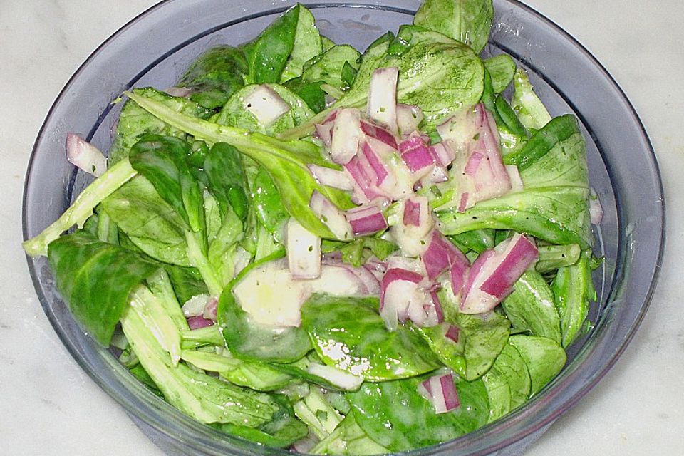 Dressing für den Feldsalat