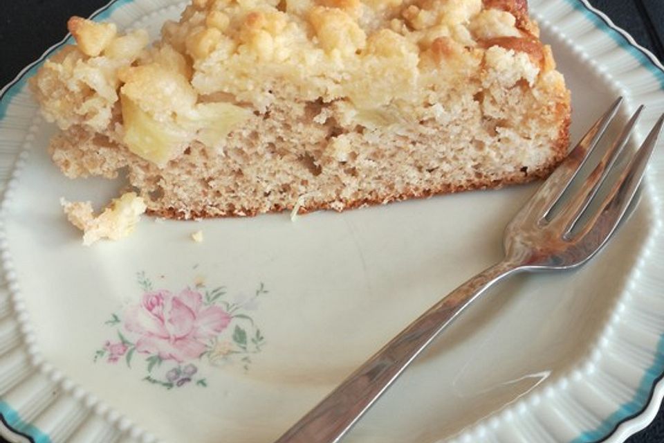 Ananaskuchen mit Kokosstreuseln