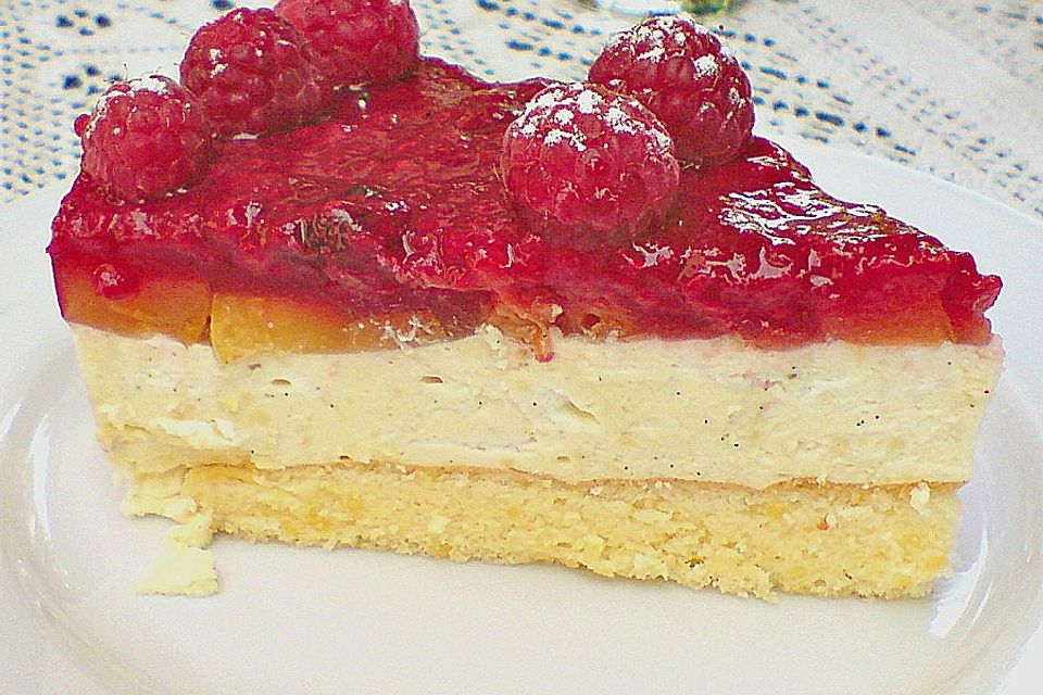 Leichte Pfirsich - Melba - Himbeer -Torte