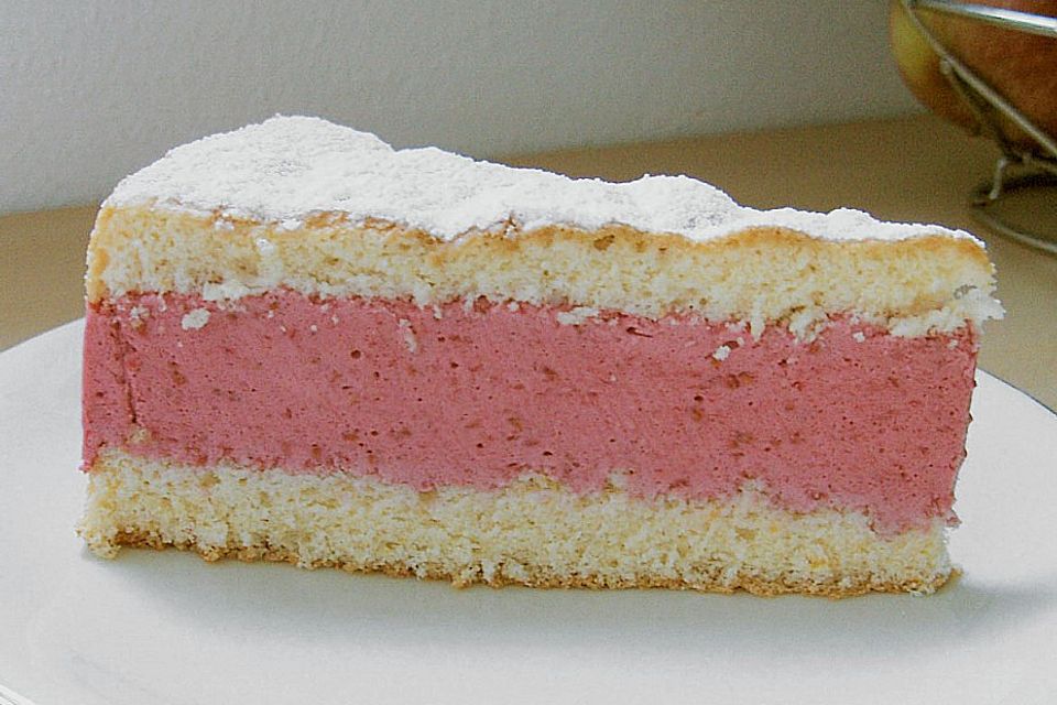 Sahnige Himbeertorte