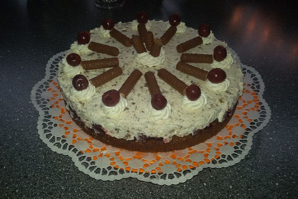 Amicelli - Kirsch - Torte