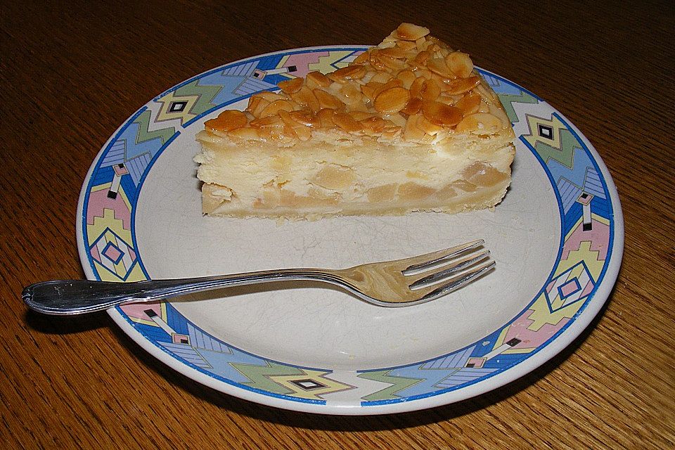 Bienenstich Apple Pie