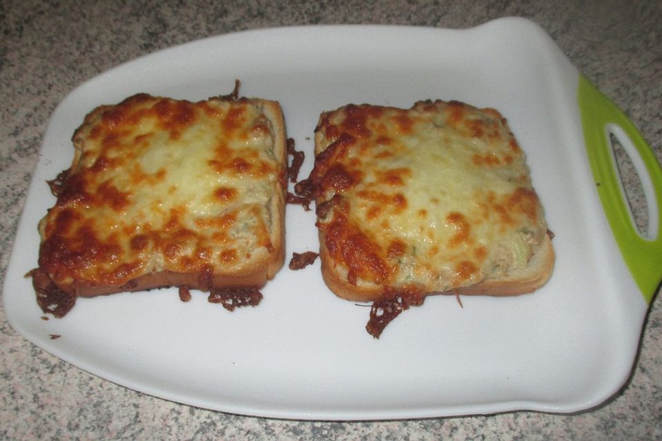 Thunfisch - Schmand - Toasts