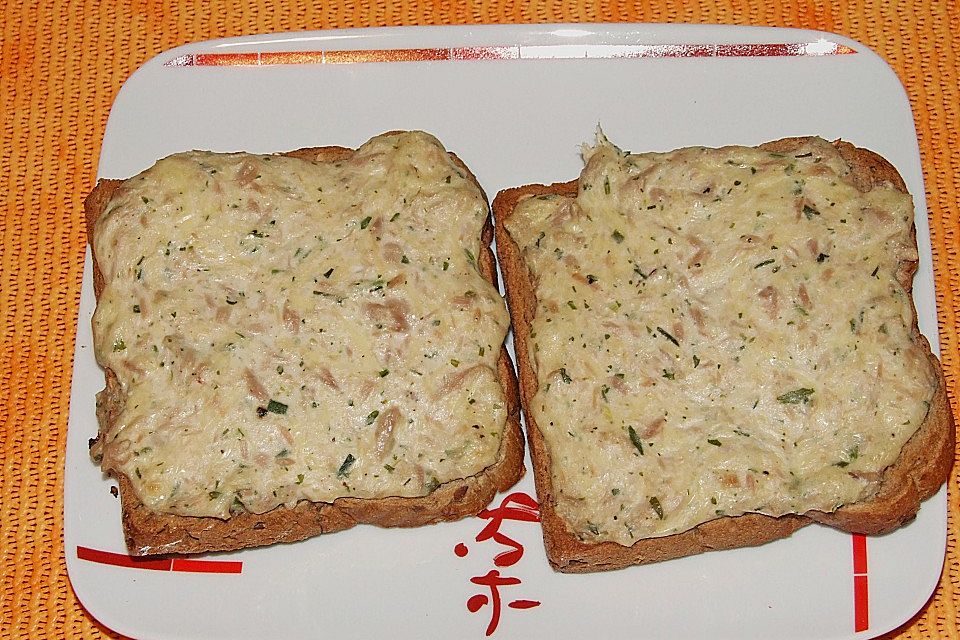 Thunfisch - Schmand - Toasts