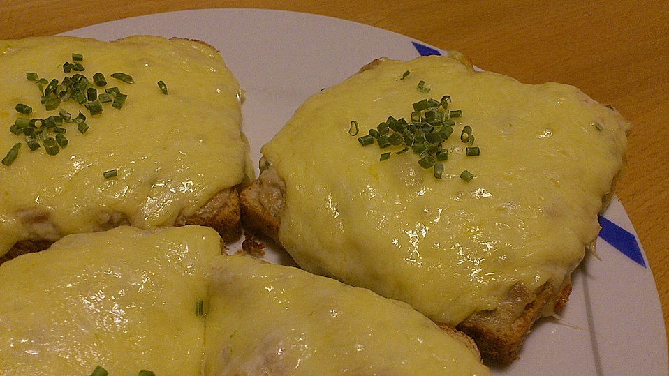 Thunfisch - Schmand - Toasts von -steffilinchen- Thunfisch - Schmand - Toasts von -steffilinchen-