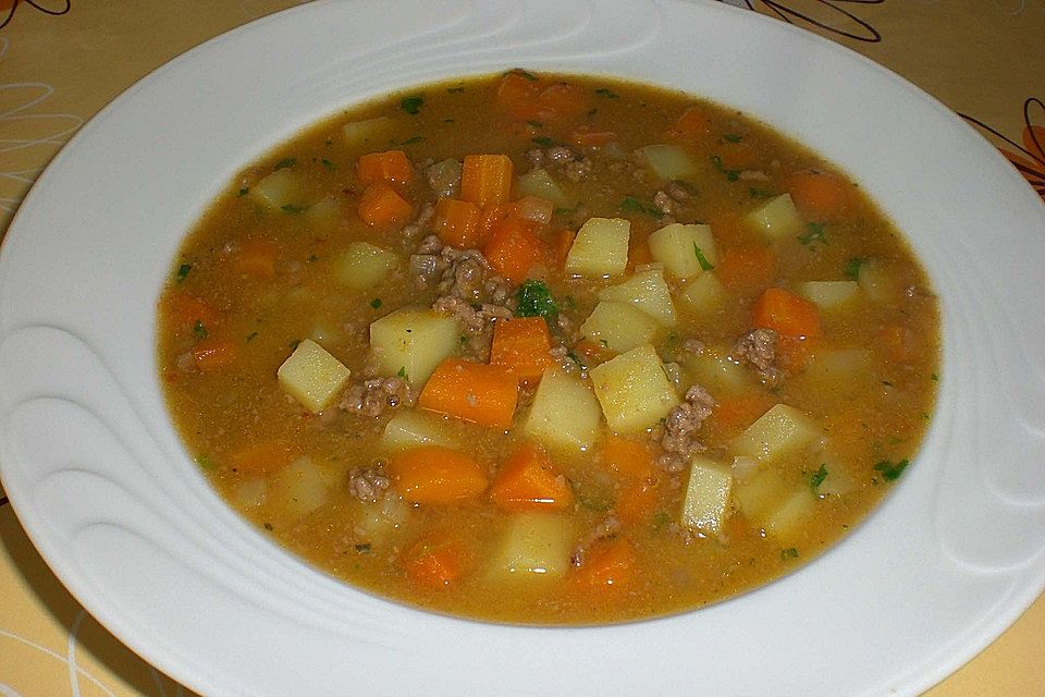 Hackfleisch - Kartoffel - Möhren - Eintopf