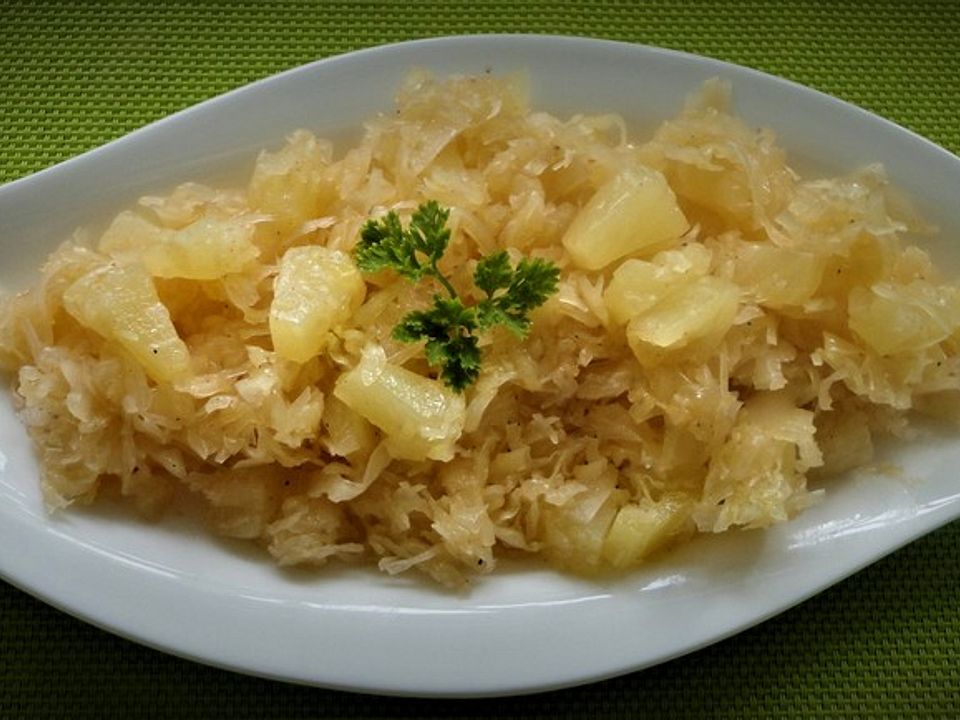 Sauerkrautsalat mit Ananas von blulichblau| Chefkoch