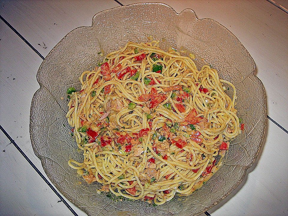 Spaghetti - Thunfisch - Salat von simcat04| Chefkoch