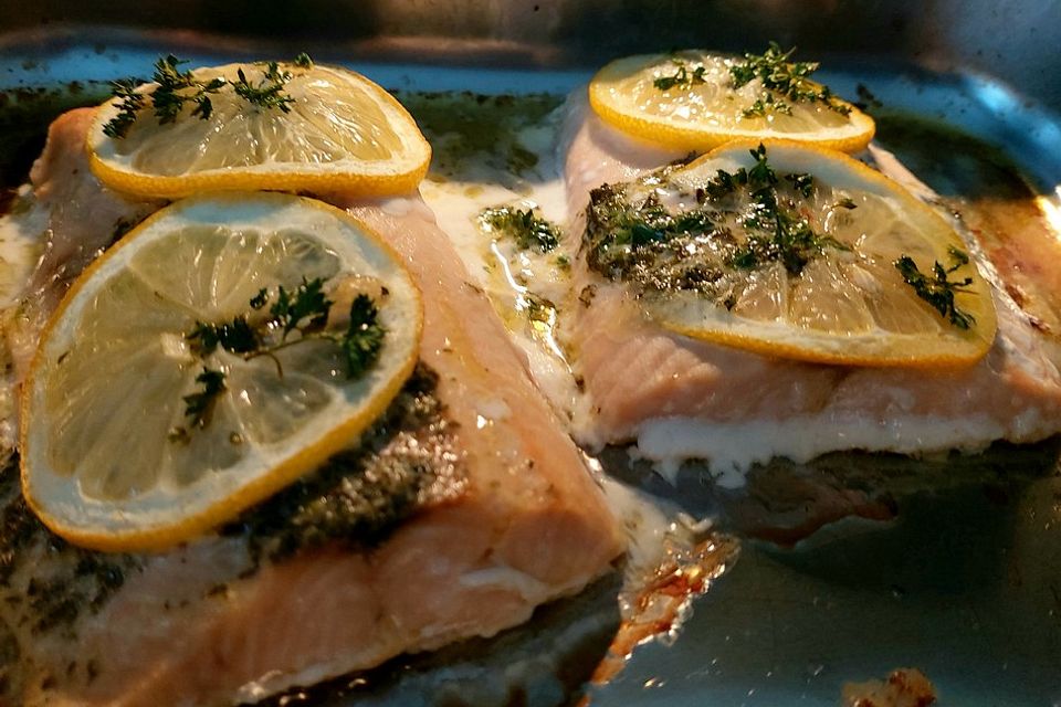 Marinierter Lachs aus dem Backofen