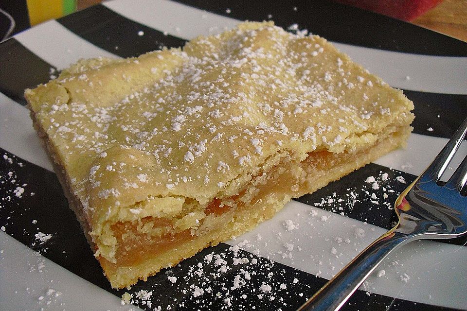 Gedeckter Apfelkuchen vom Blech nach Tante Inge