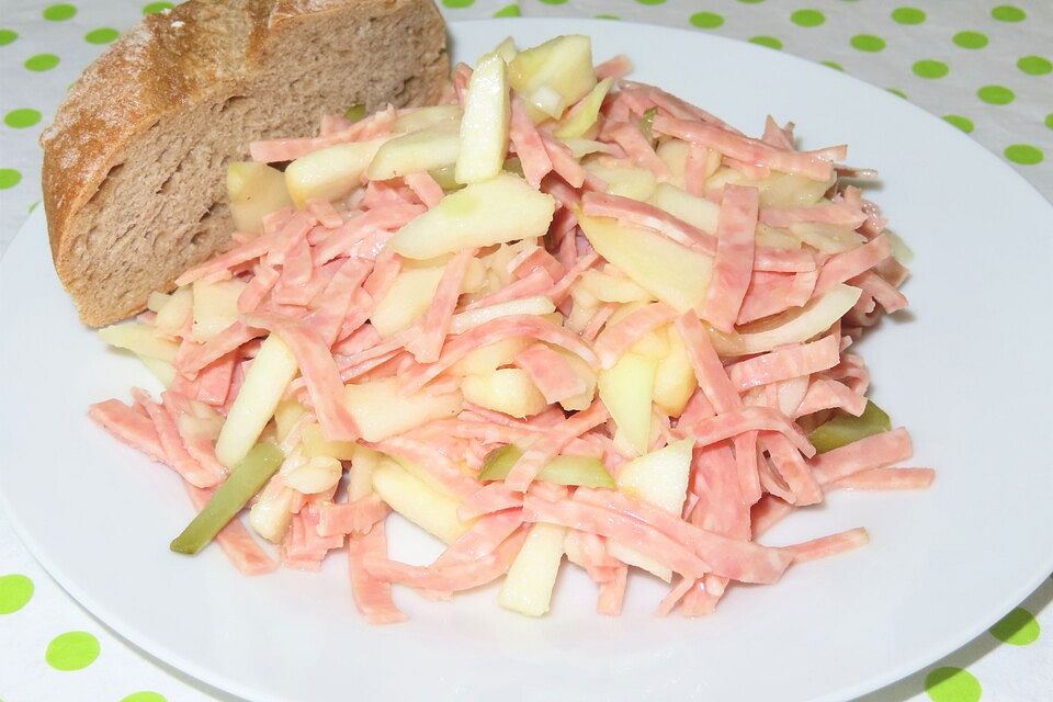 Wurst - Apfel - Salat