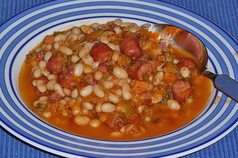 Bohnensuppe mit weißen Bohnen