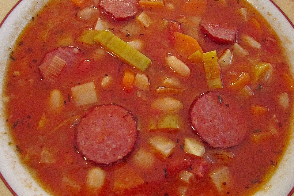 Bohnensuppe mit weißen Bohnen