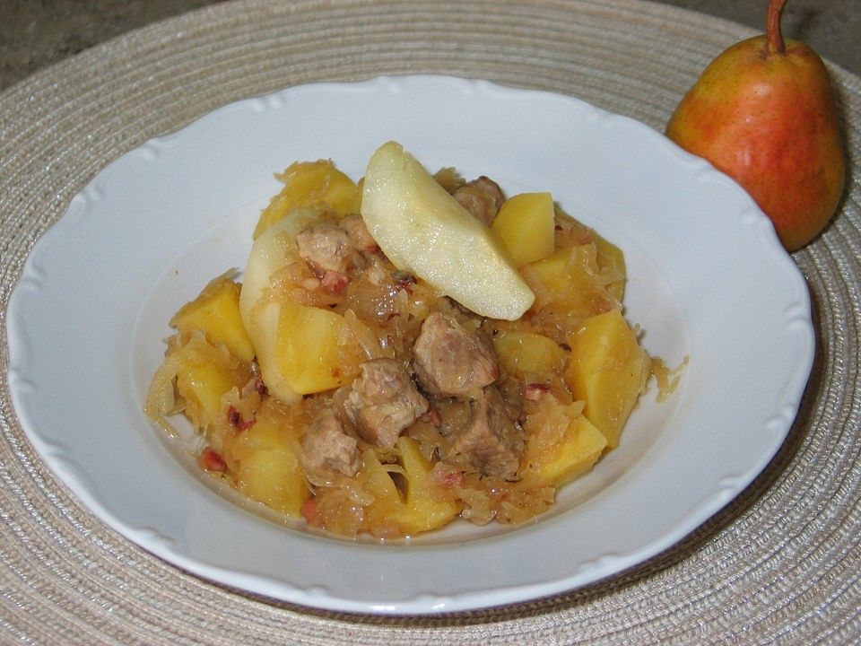 Sauerkrauttopf mit Birnen von pralinchen| Chefkoch