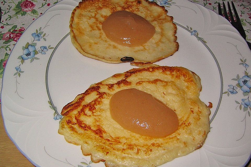 Plinsen mit Buttermilch Plinsen mit Buttermilch