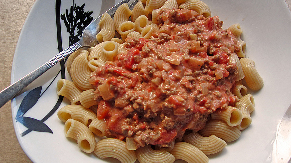 Vollkornnudeln mit Frischkäse - Hacksoße von Tatjana1992