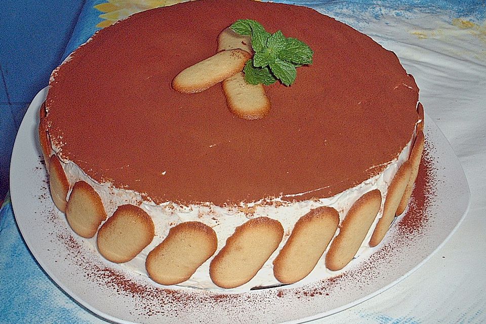 Kirsch - Tiramisu - Torte