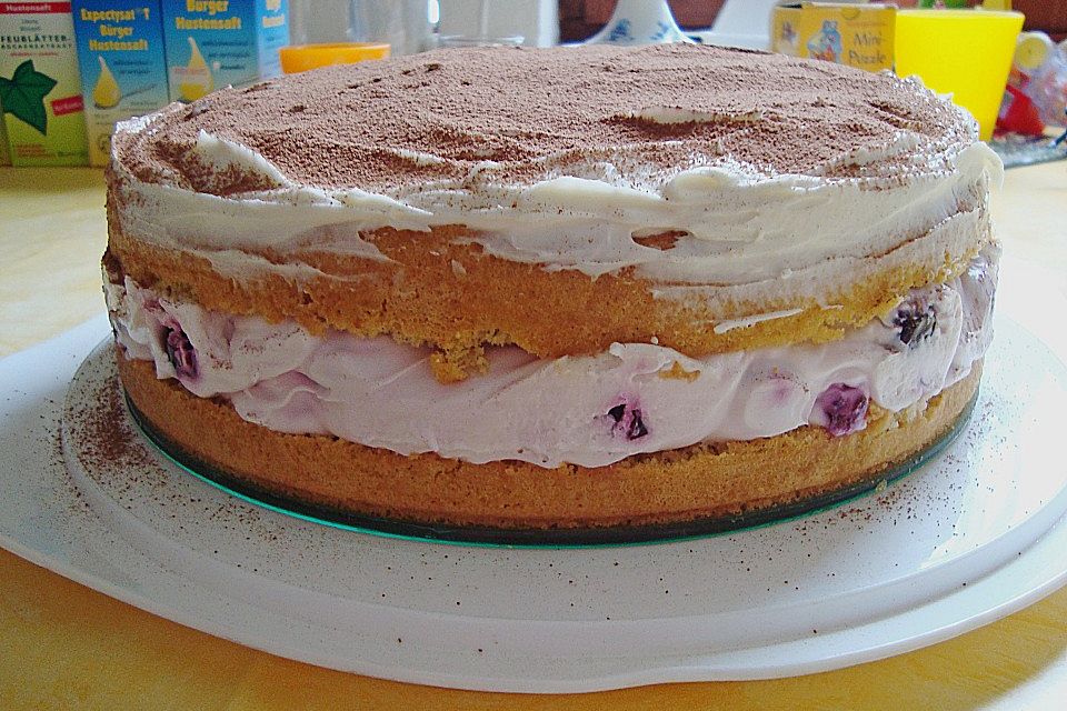 Kirsch - Tiramisu - Torte