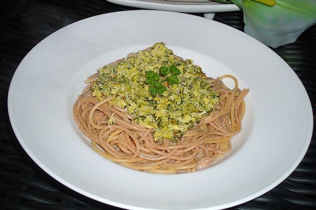 Schnelle Wirsing - Käsesauce zu Spaghetti von tankerkönigin| Chefkoch