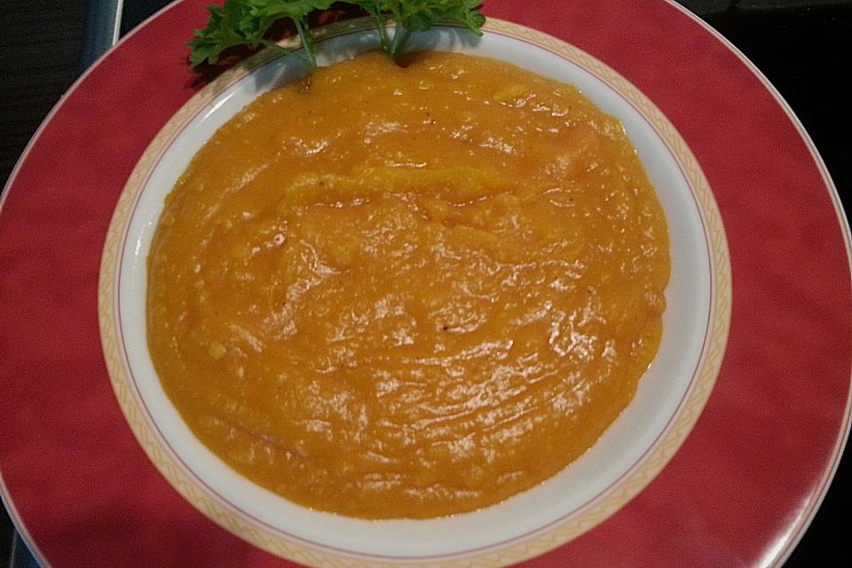 Kürbiscremesuppe mit Ingwer