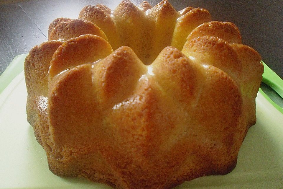 Ananas - Marzipan - Kuchen