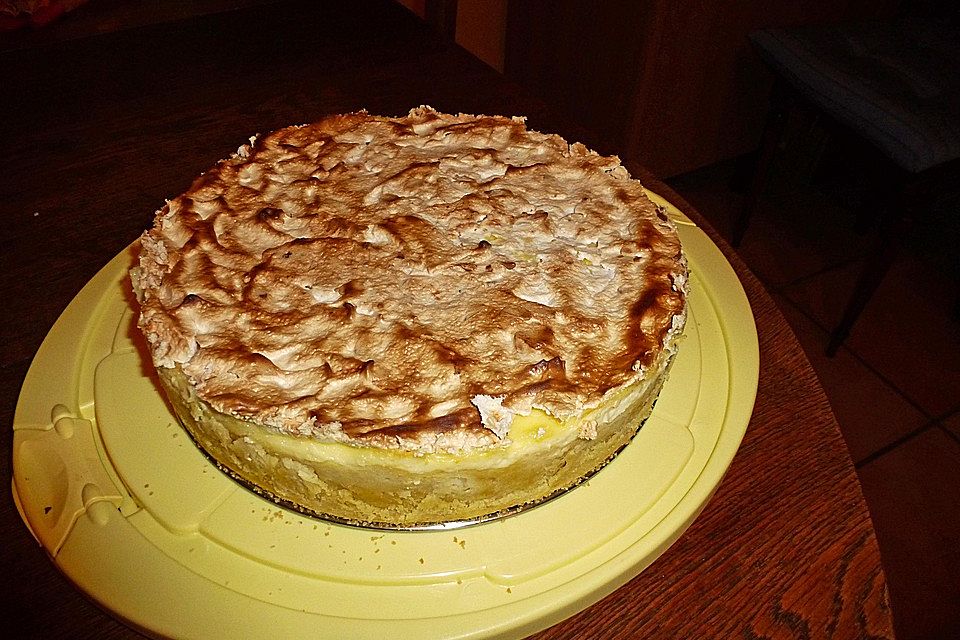 Baiser - Bananen - Torte